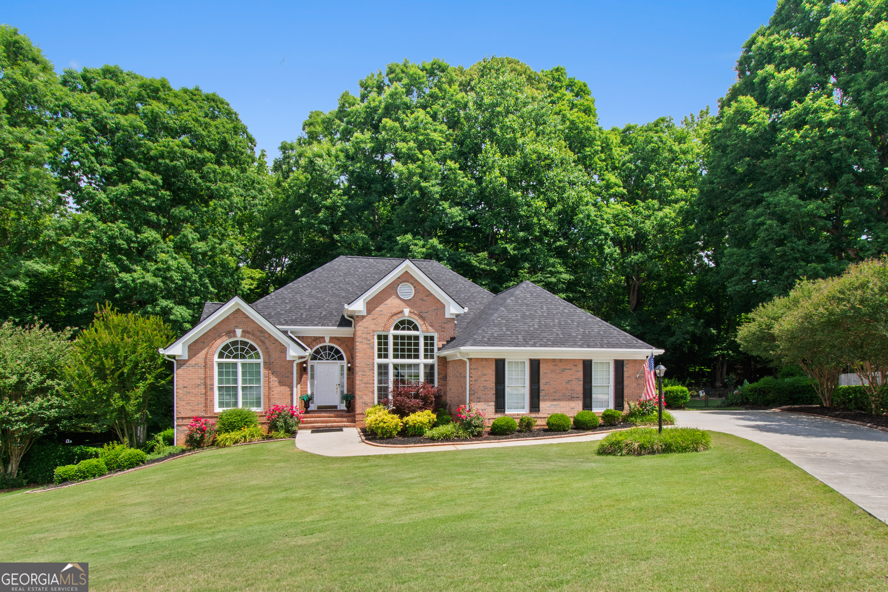 801 Ivy Ridge DR