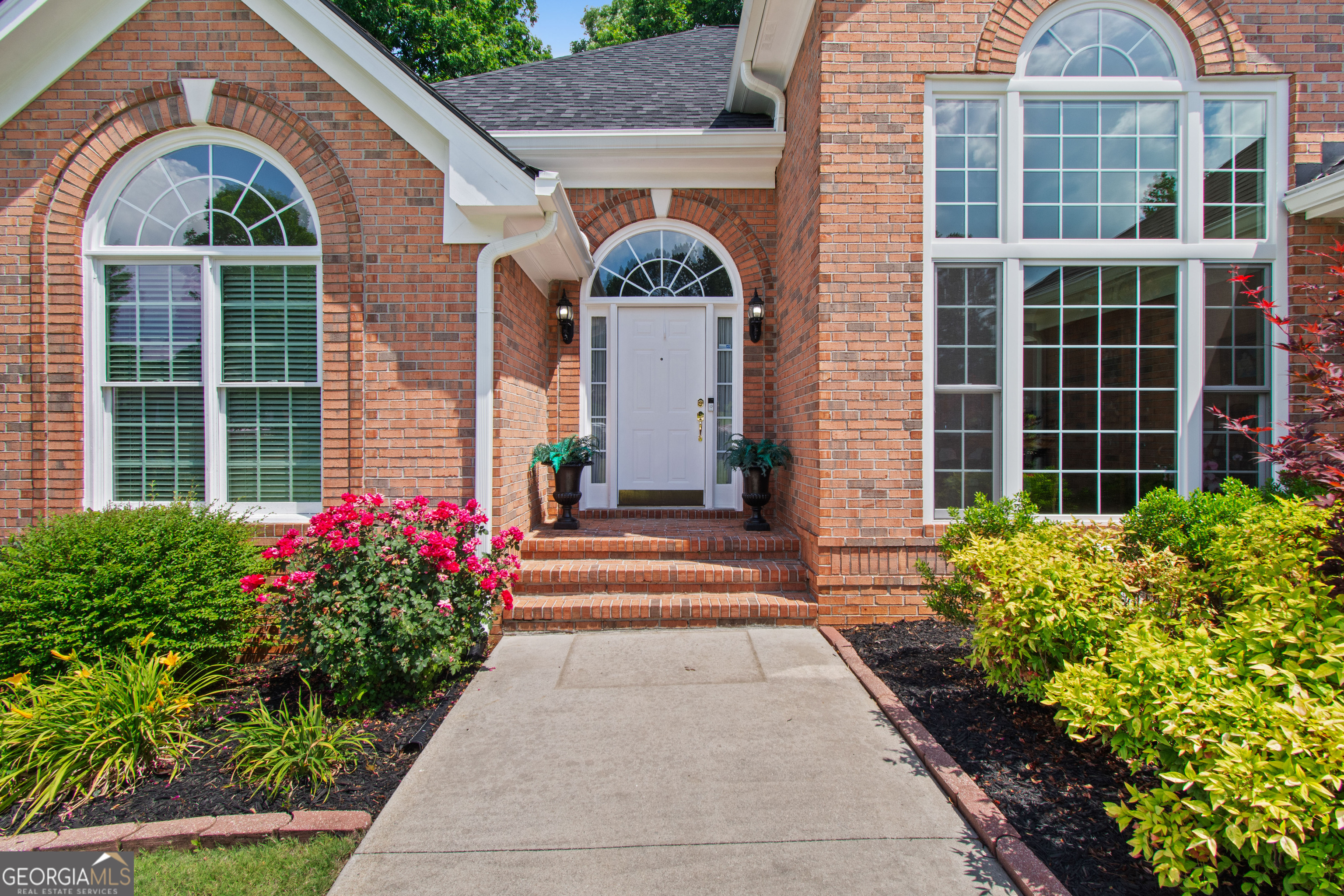 801 Ivy Ridge DR