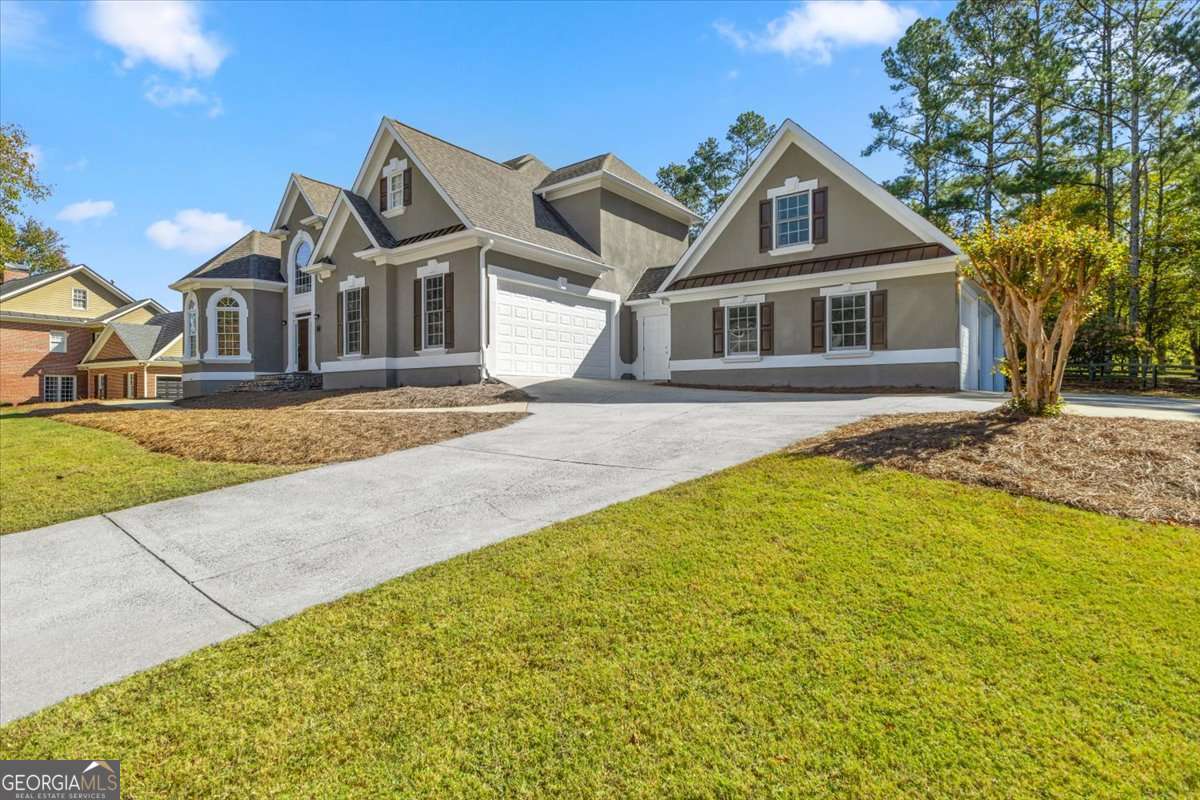 3895 Stone Lake DR NW