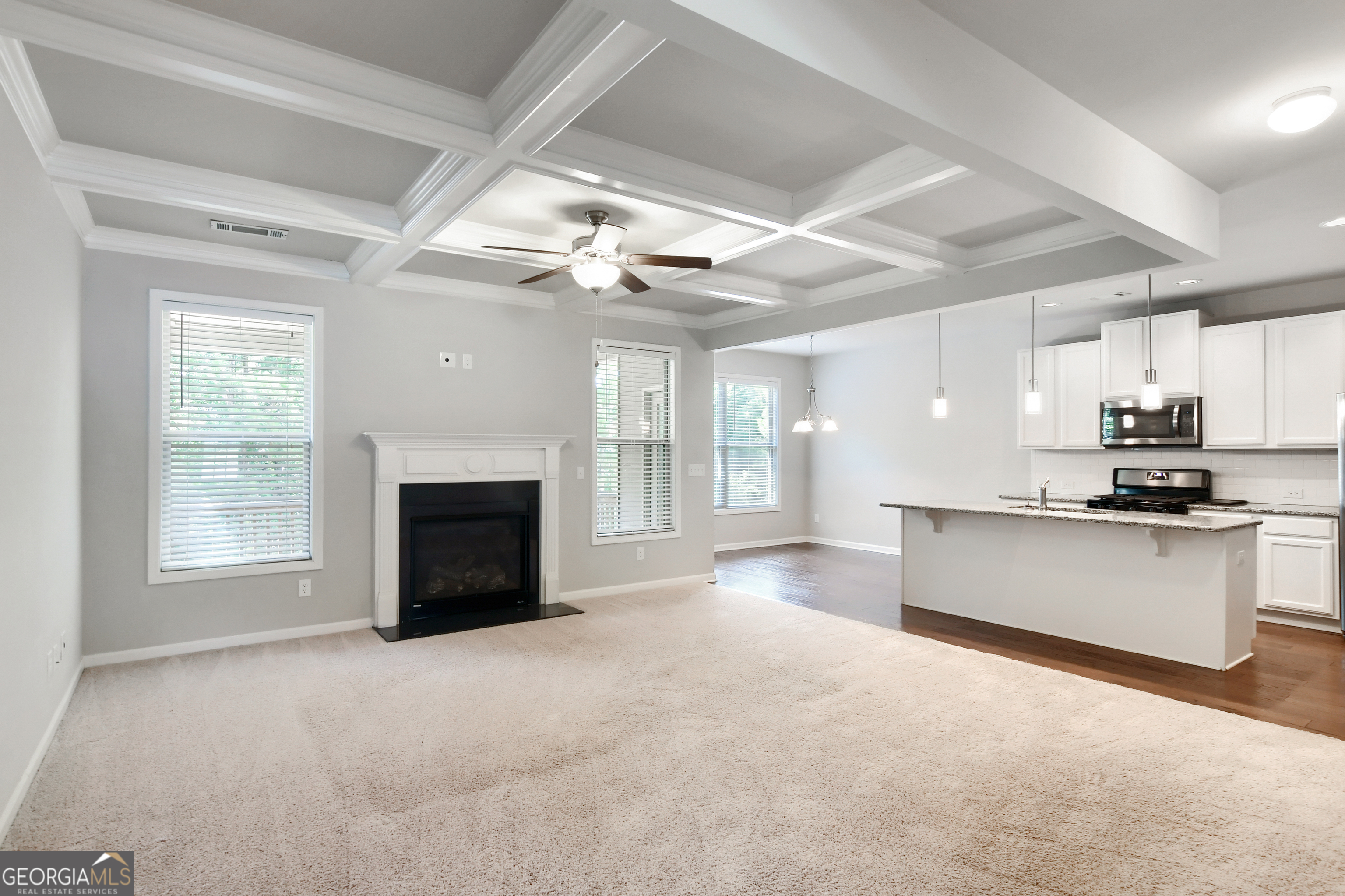 214 Jacobs CT