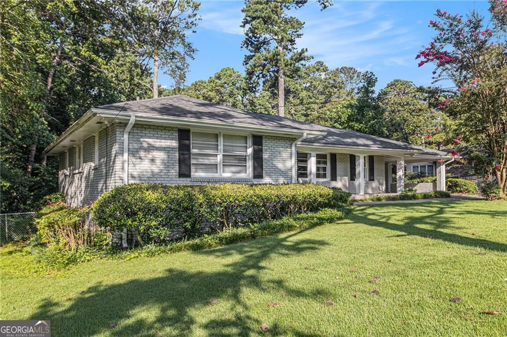 Photo of 2378 Shallowford Road NE, Atlanta, GA 30345 (MLS # 10679787)