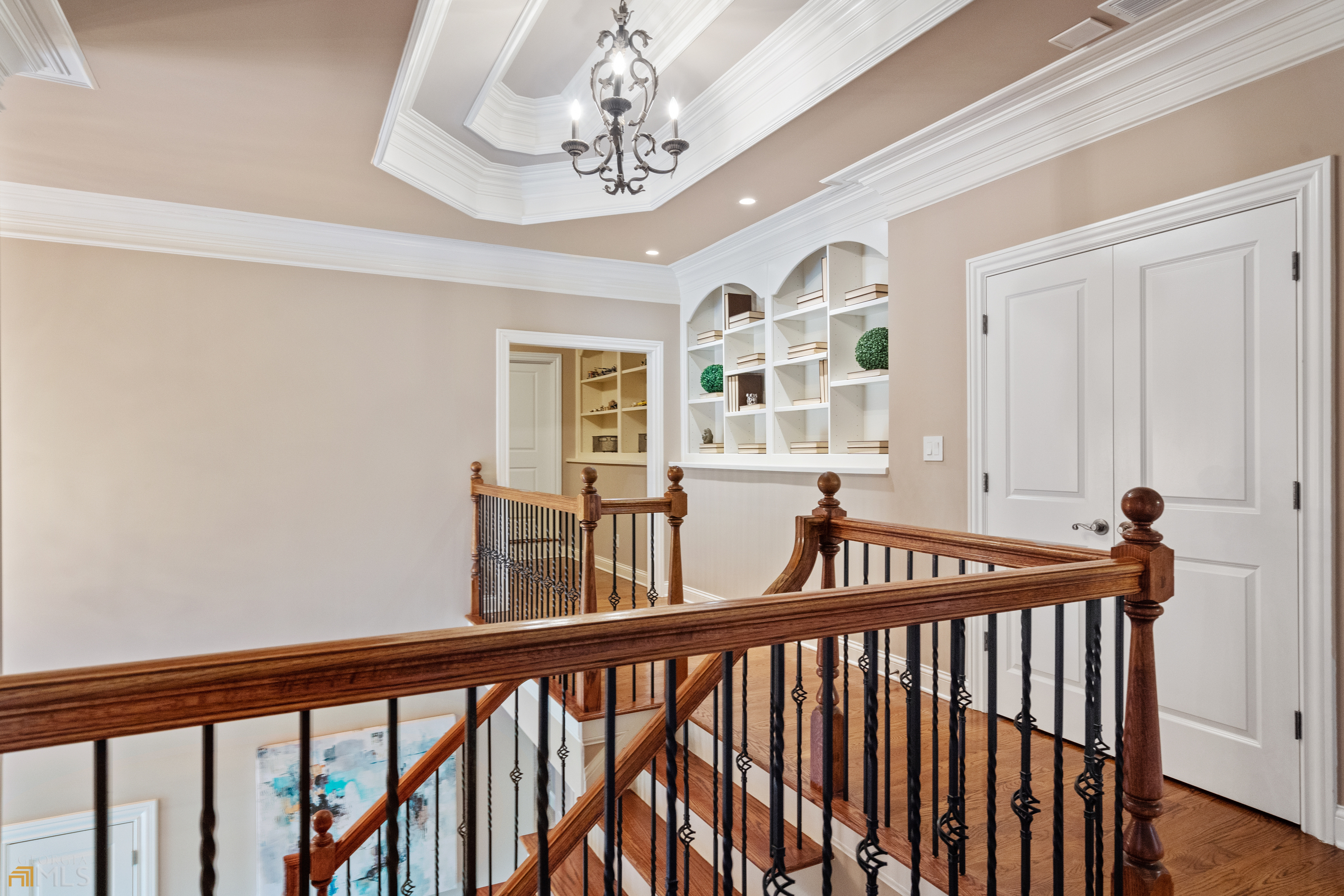 White Columns - Residential