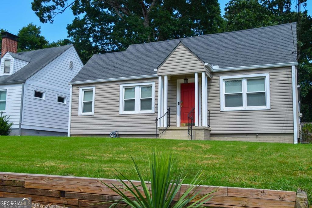 Photo of 184 Clifton Street SE, Atlanta, GA 30317 (MLS # 10764849)