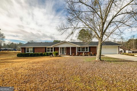 A home in Newnan