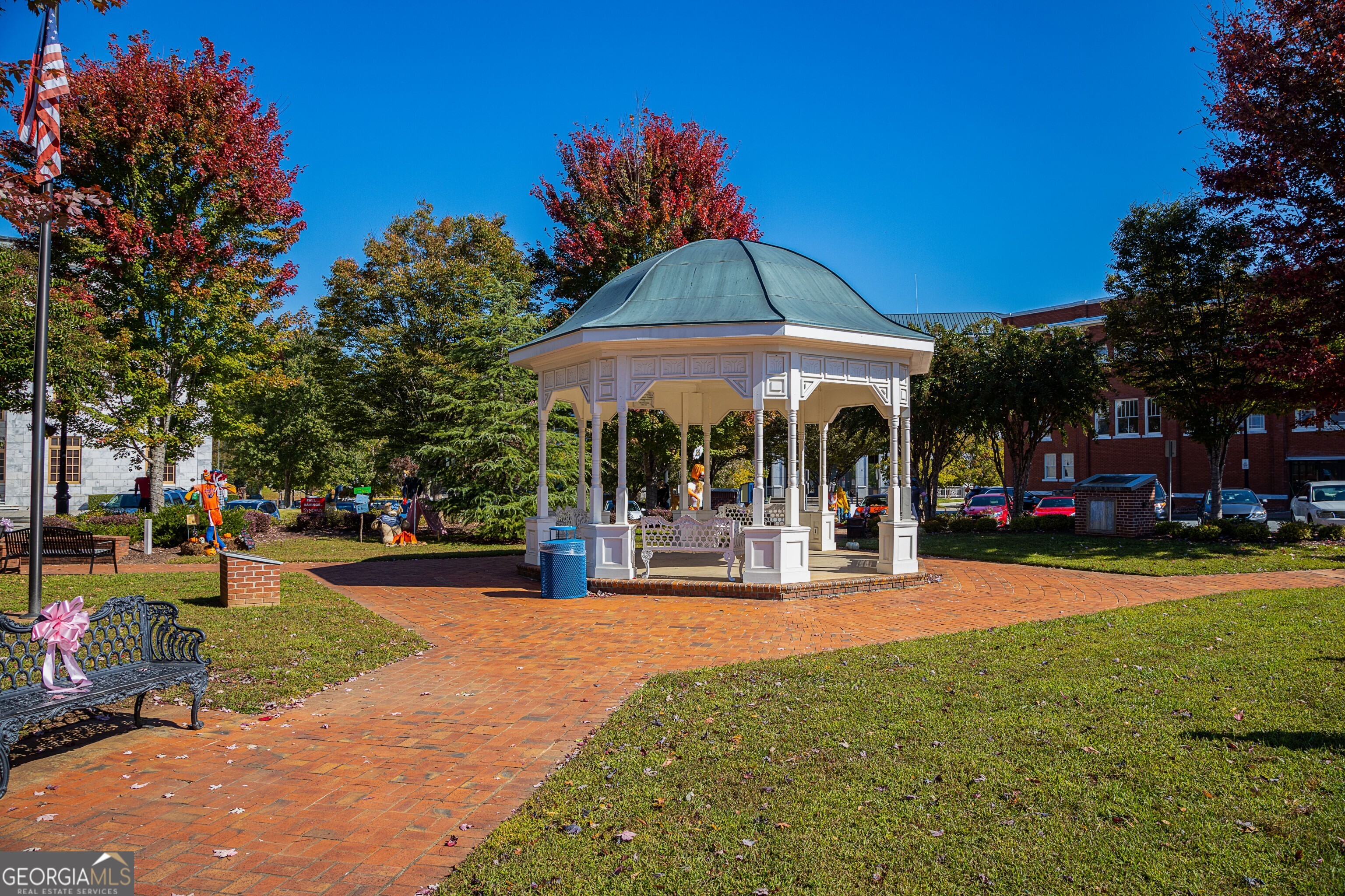 Canton, Georgia 30114, United States, 4 Bedrooms Bedrooms, ,4 BathroomsBathrooms,Residential,Pending,3466