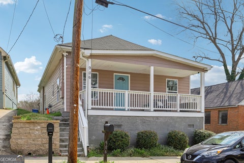 Photo of 906 Sims Street SW, Atlanta, GA 30310 (MLS # 10878080)