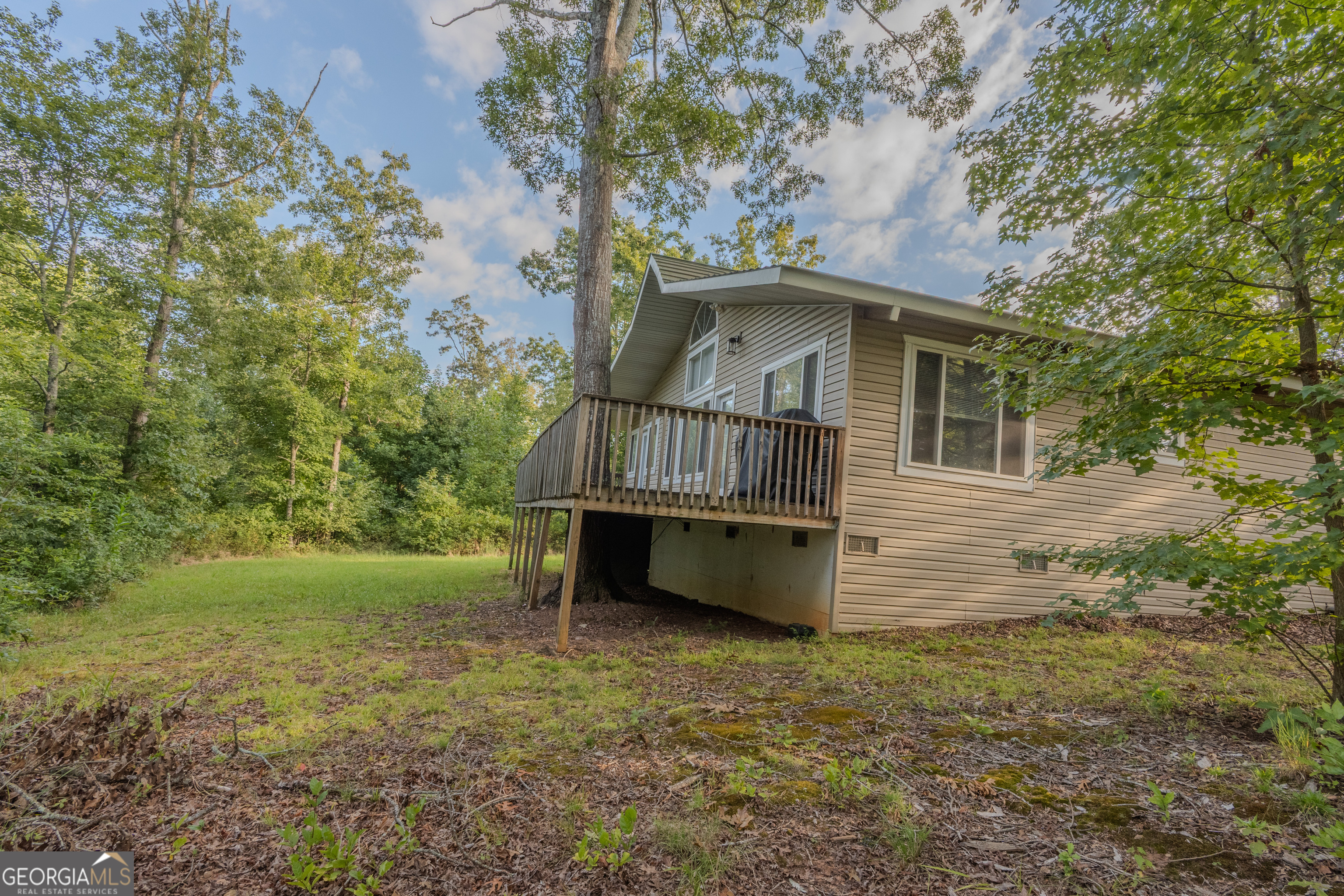 200 Mountain Meadow RD