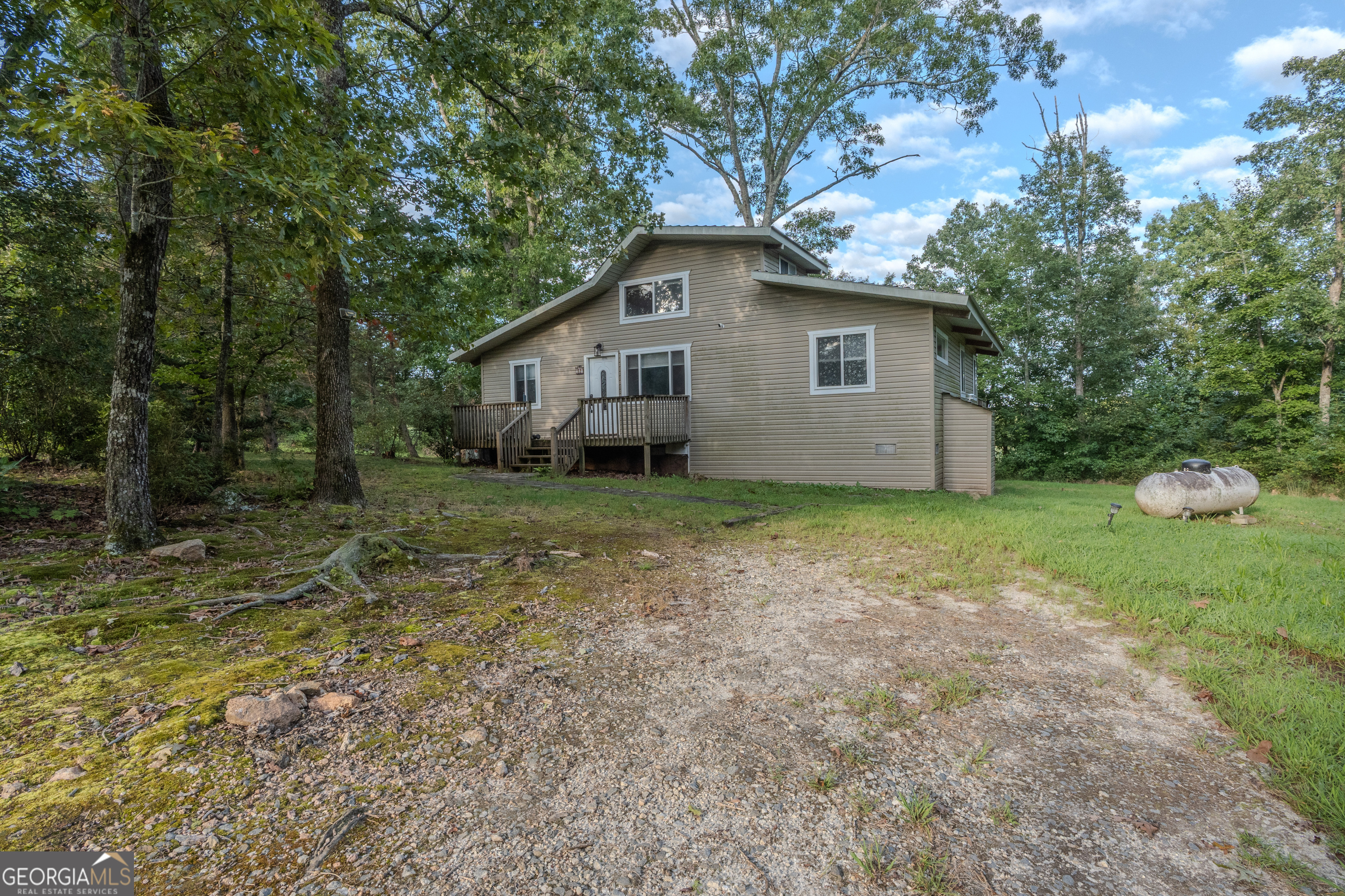 200 Mountain Meadow RD