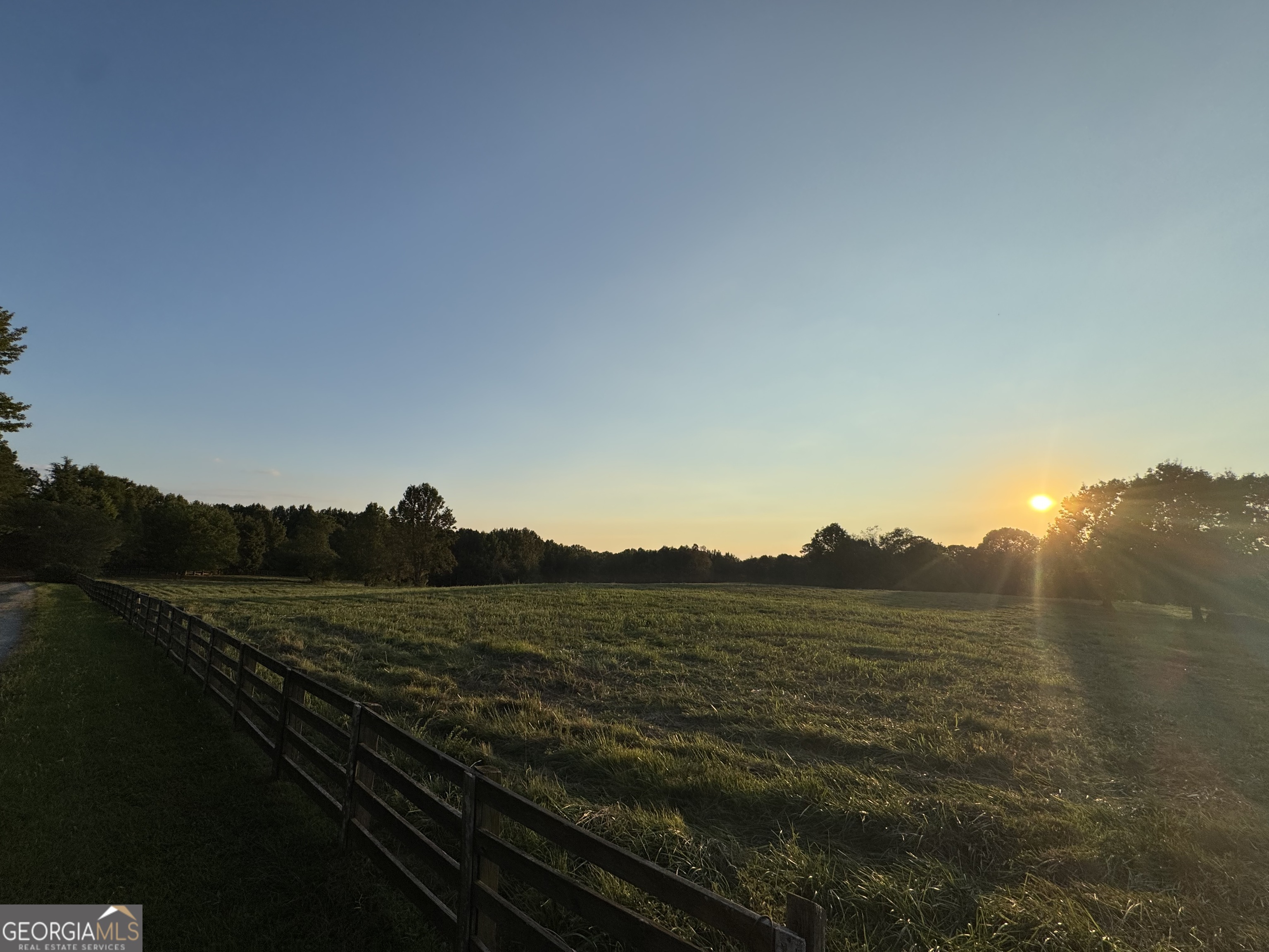 1045 Pleasant Hill RD