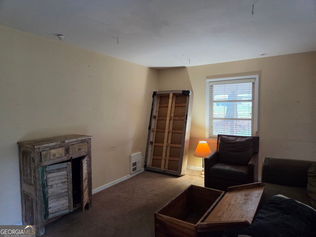 Photo of 10 Burch Road, Fayetteville, GA 30215 (MLS # 10849434)