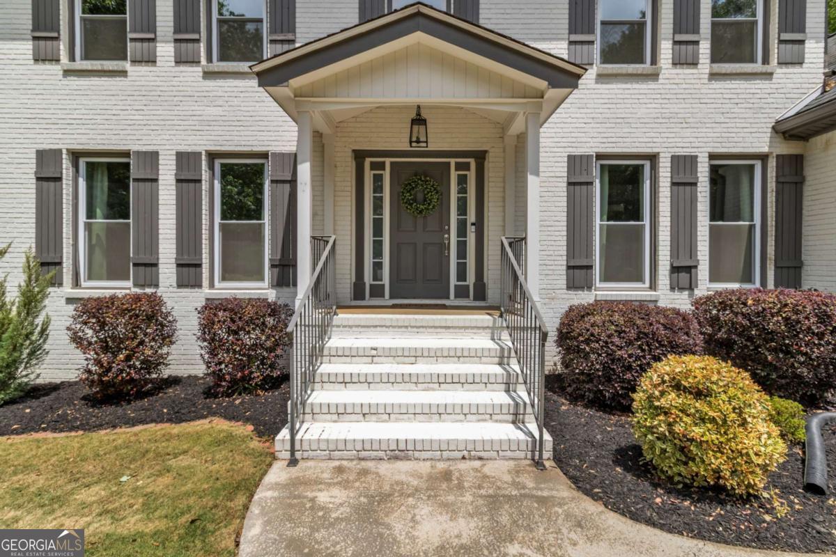 135 London Berry CT