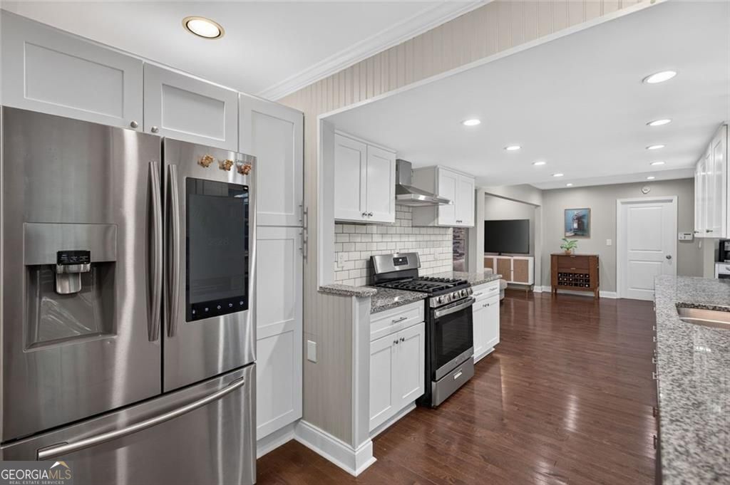 4371 Vintage LN