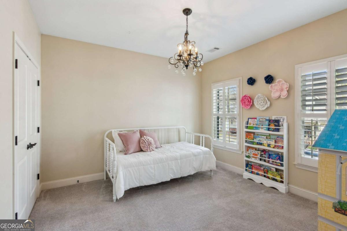 Crabapple Station - Residential