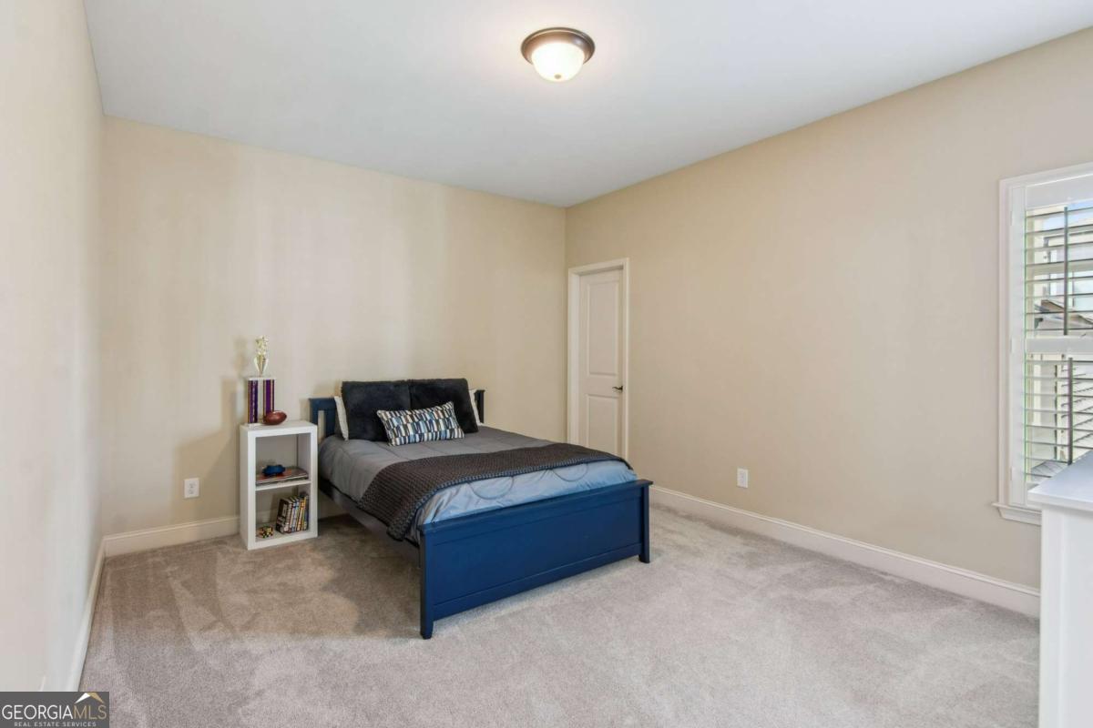 Crabapple Station - Residential