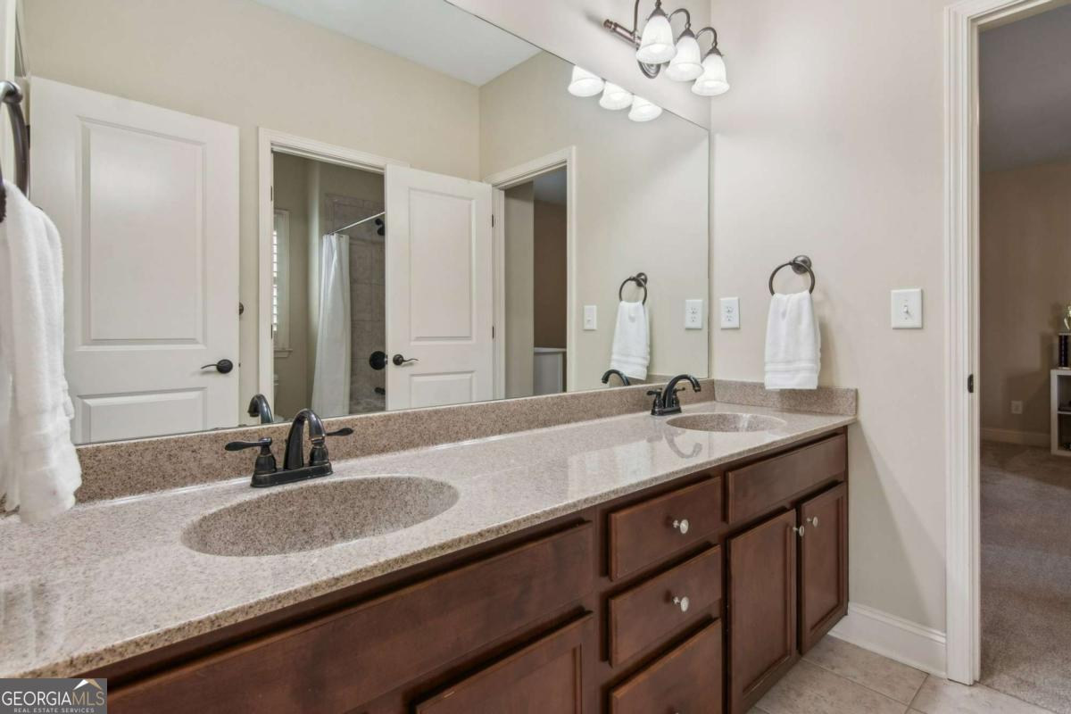 Crabapple Station - Residential
