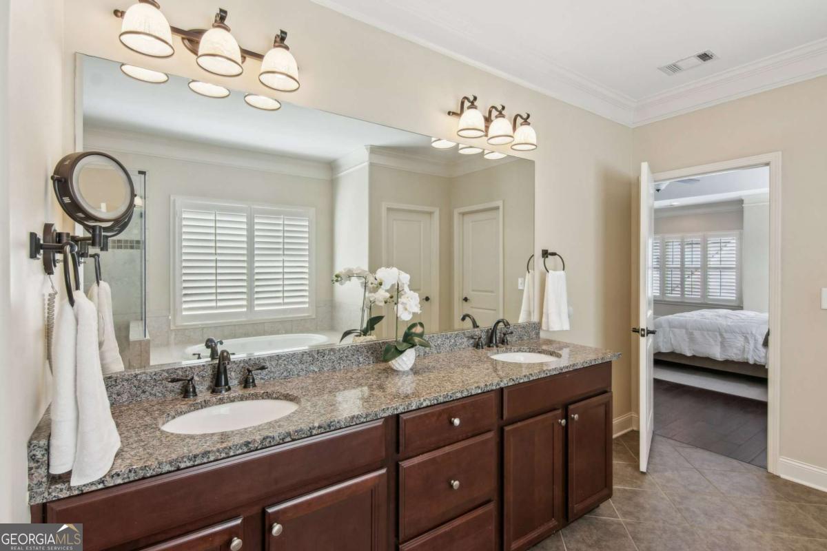 Crabapple Station - Residential