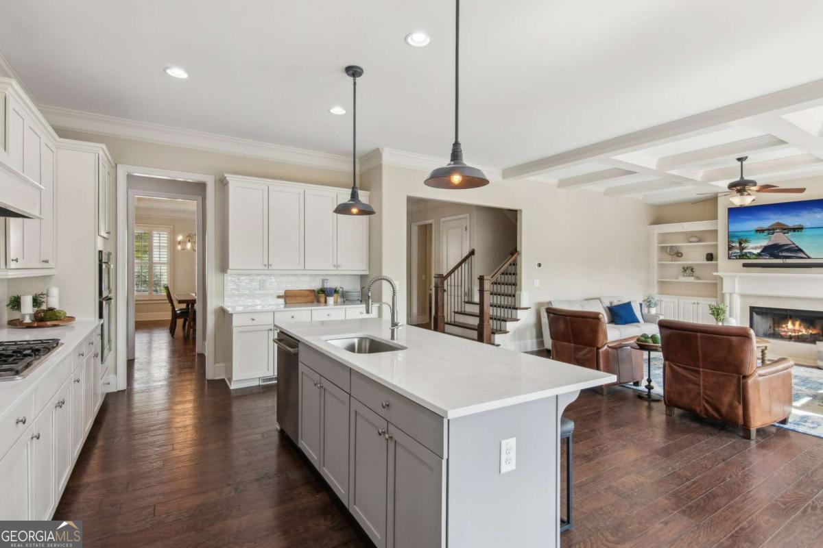 Crabapple Station - Residential