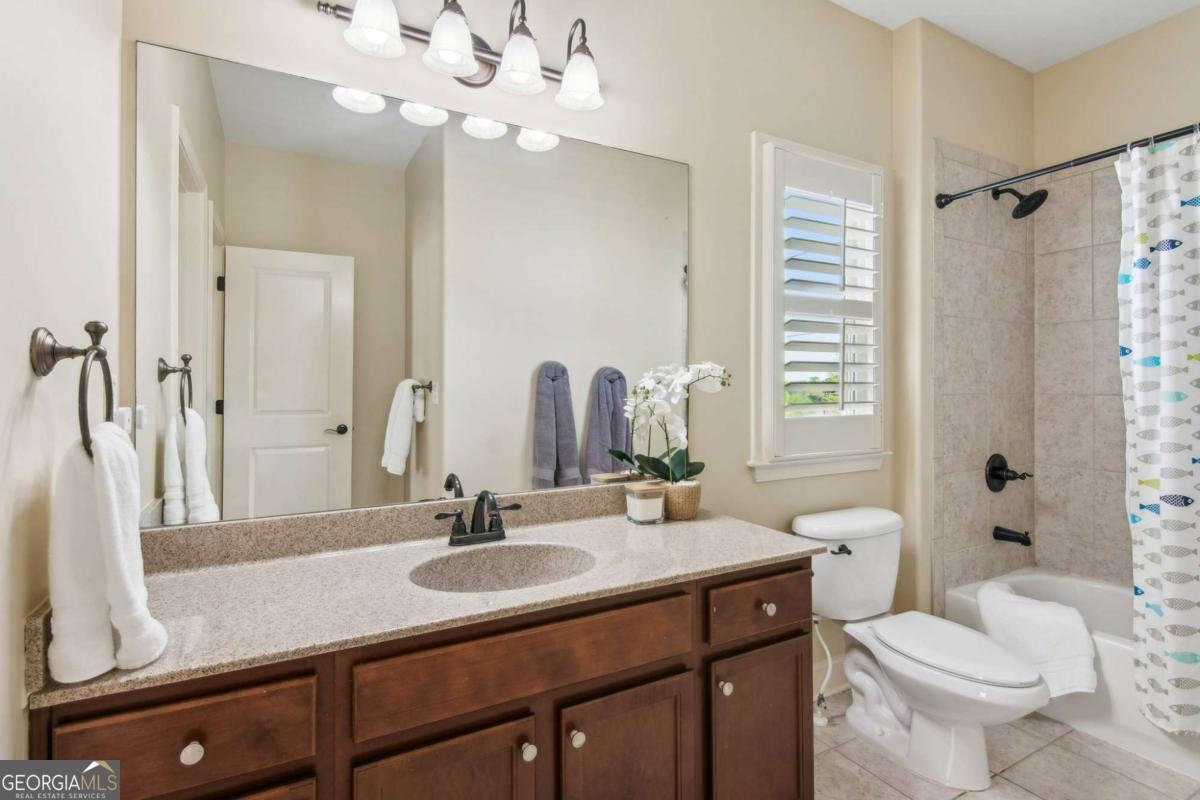 Crabapple Station - Residential