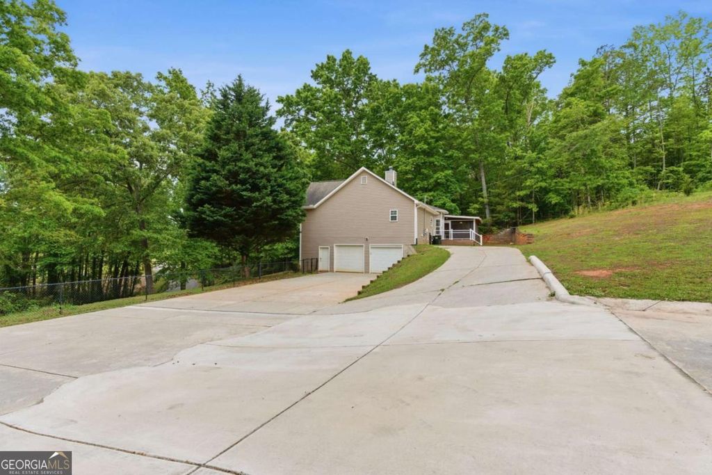 Photo of 7161 Freeman Road, Cumming, GA 30028 (MLS # 10756603)