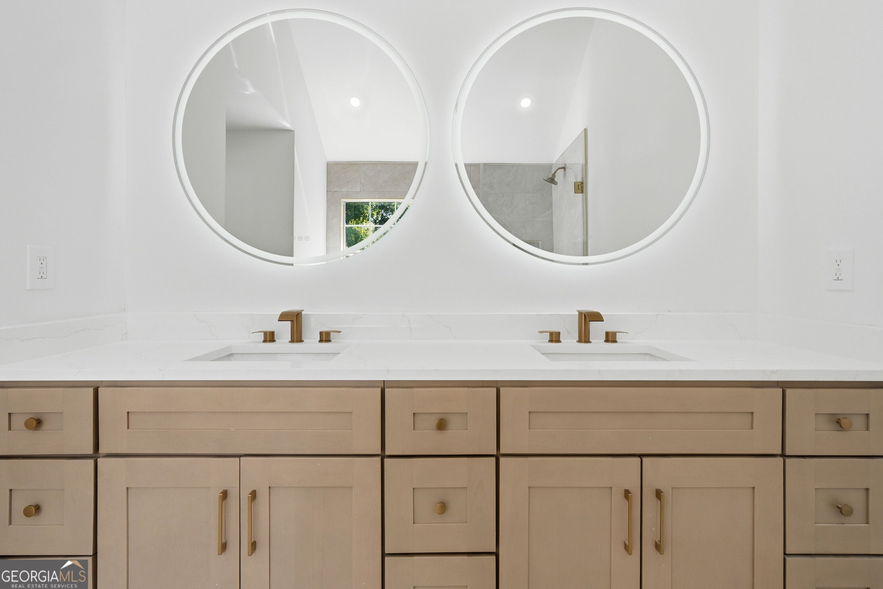 3255 Clifton Farm DR