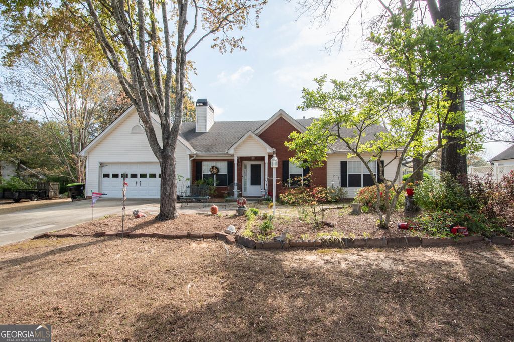 Photo of 115 Oakview Trace, Fayetteville, GA 30215 (MLS # 10721225)