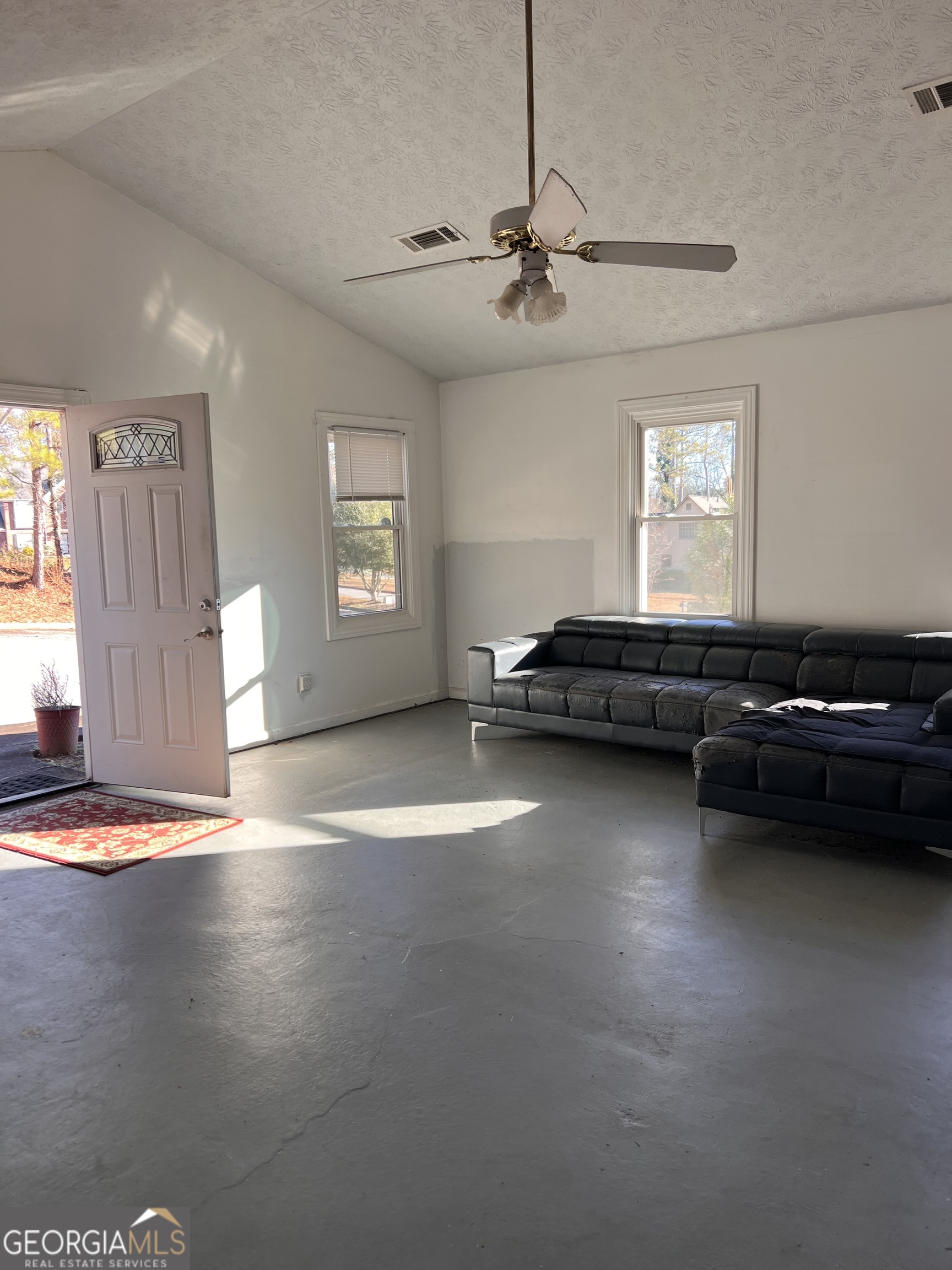 1401 Stone Bridge LN SW