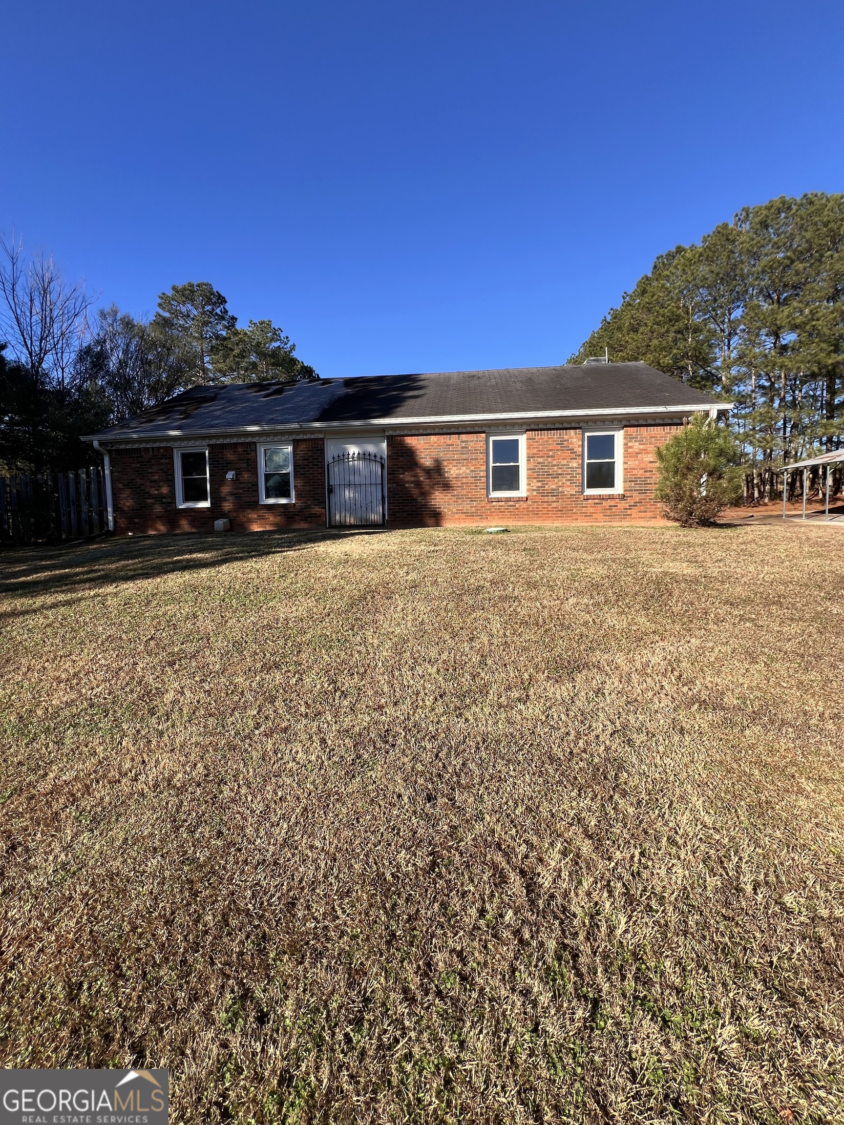 1401 Stone Bridge LN SW