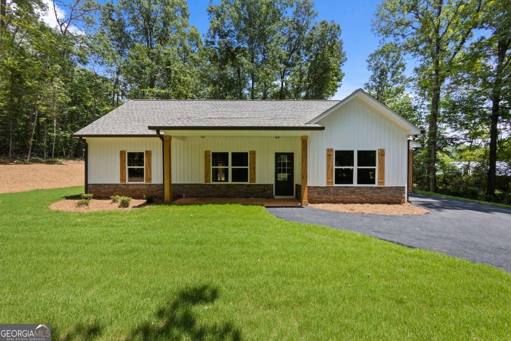 Photo of 1517 Winn Road, Douglasville, GA 30134 (MLS # 10618165)