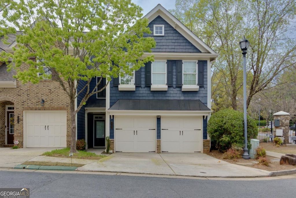 Photo of 2700 Ridge Run Trail, Duluth, GA 30097 (MLS # 10683025)