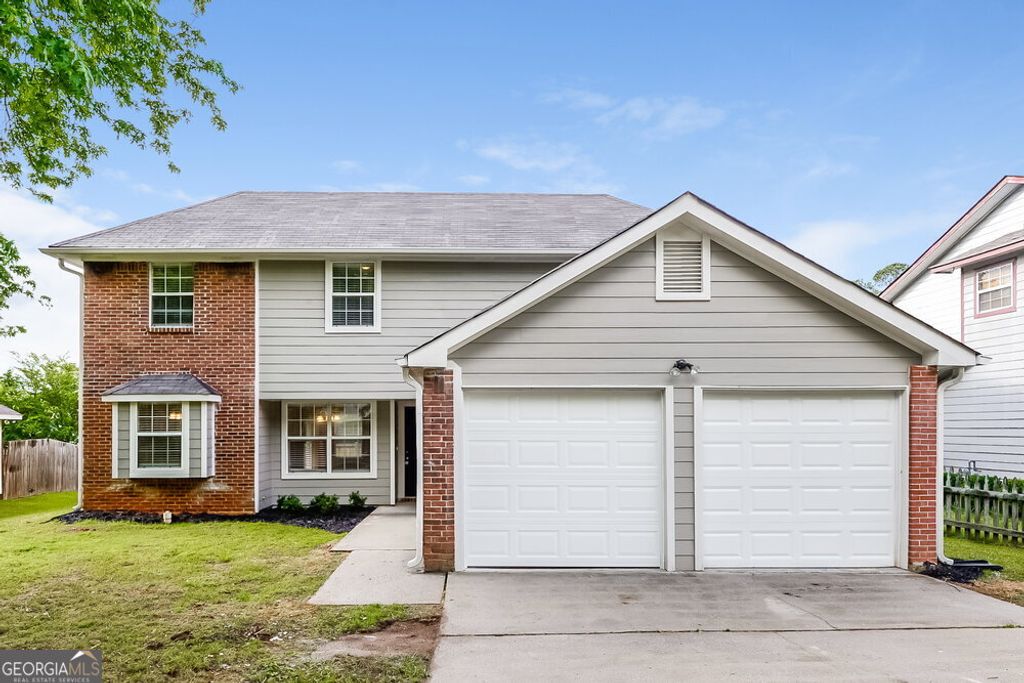 Photo of 1959 Corners Circle, Lithonia, GA 30058 (MLS # 10703168)