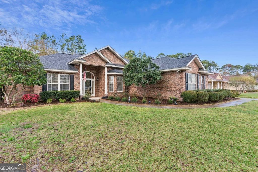 Photo of 118 Eagle Crest Drive, Brunswick, GA 31525 (MLS # 10710374)