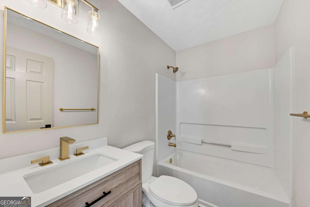 Gates At Bouldercrest - Residential