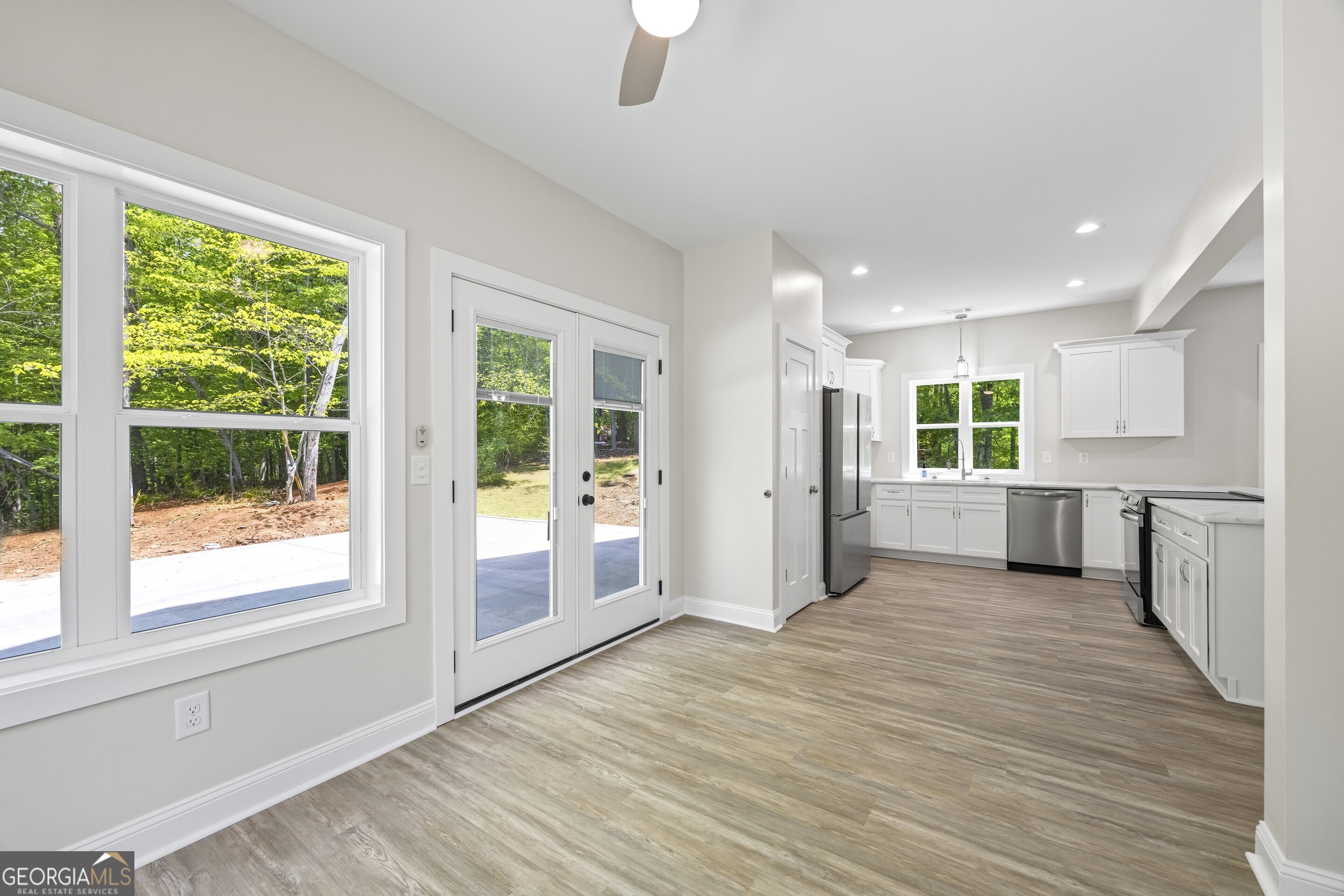 Lavonia, Georgia 30553, United States, 2 Bedrooms Bedrooms, ,3 BathroomsBathrooms,Residential,Active,119705