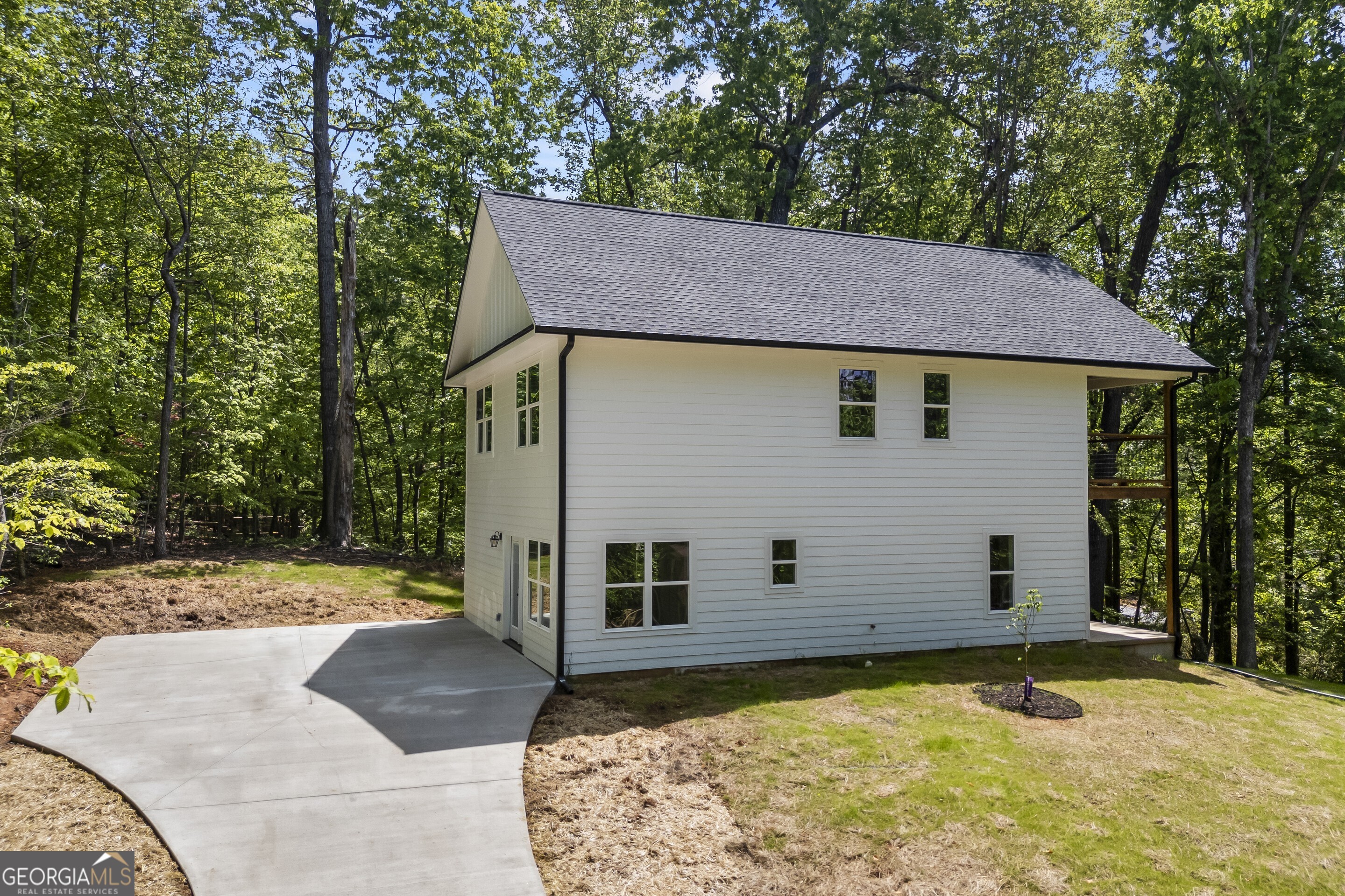 Lavonia, Georgia 30553, United States, 2 Bedrooms Bedrooms, ,3 BathroomsBathrooms,Residential,Active,119705