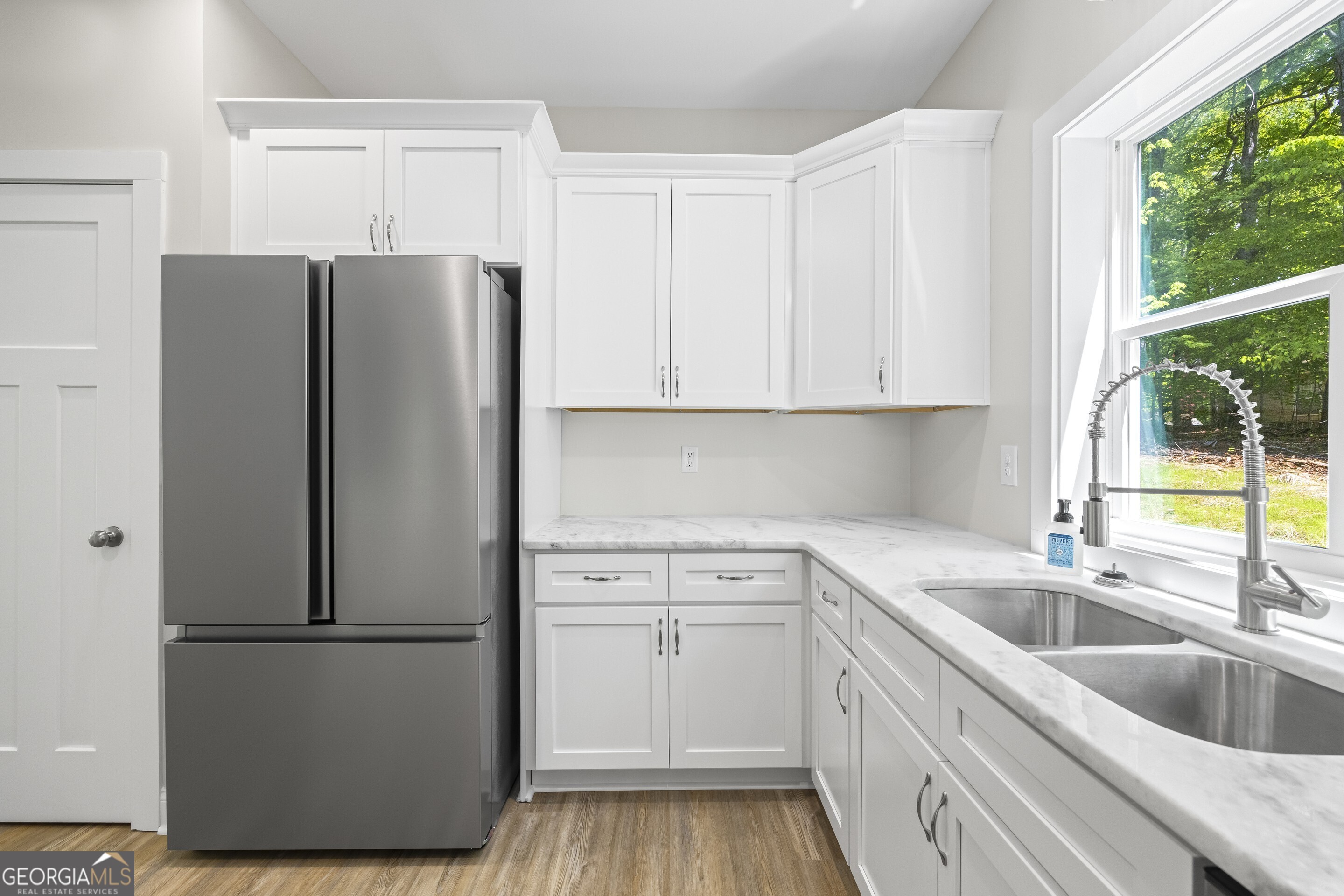 Lavonia, Georgia 30553, United States, 2 Bedrooms Bedrooms, ,3 BathroomsBathrooms,Residential,Active,119705