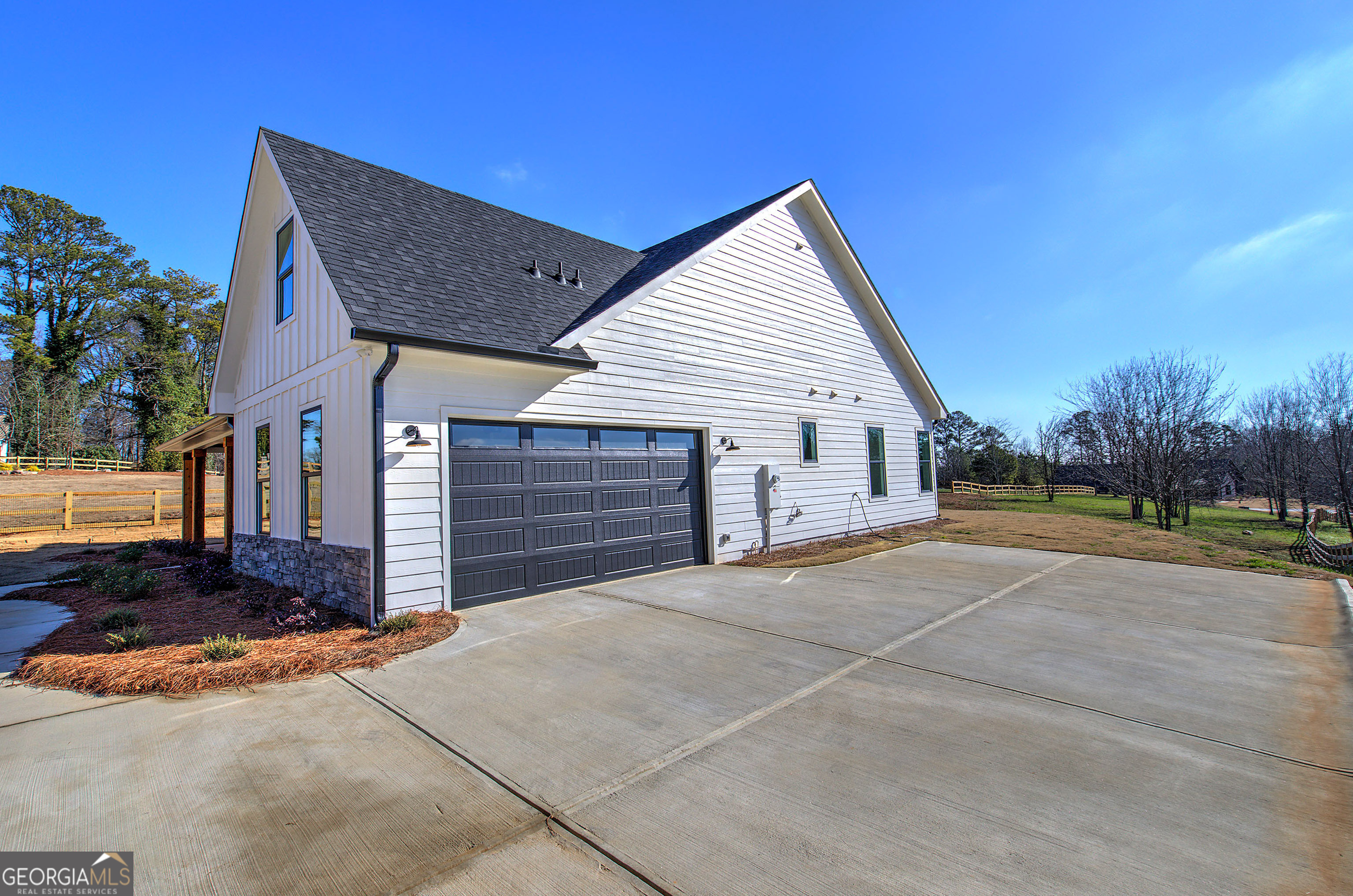 682 Ferguson PL