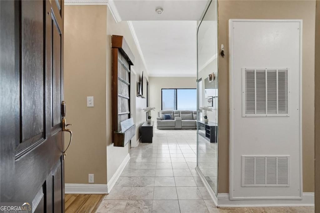Photo of 3481 Lakeside Drive #PH TS5, Atlanta, GA 30326 (MLS # 10769991)