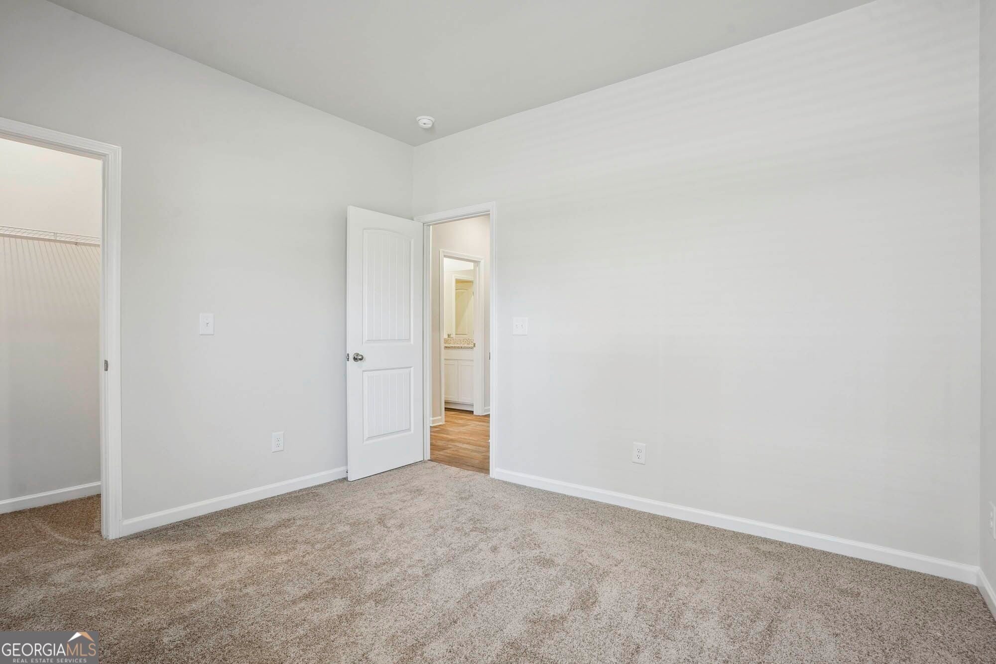 140 Orwell DR
