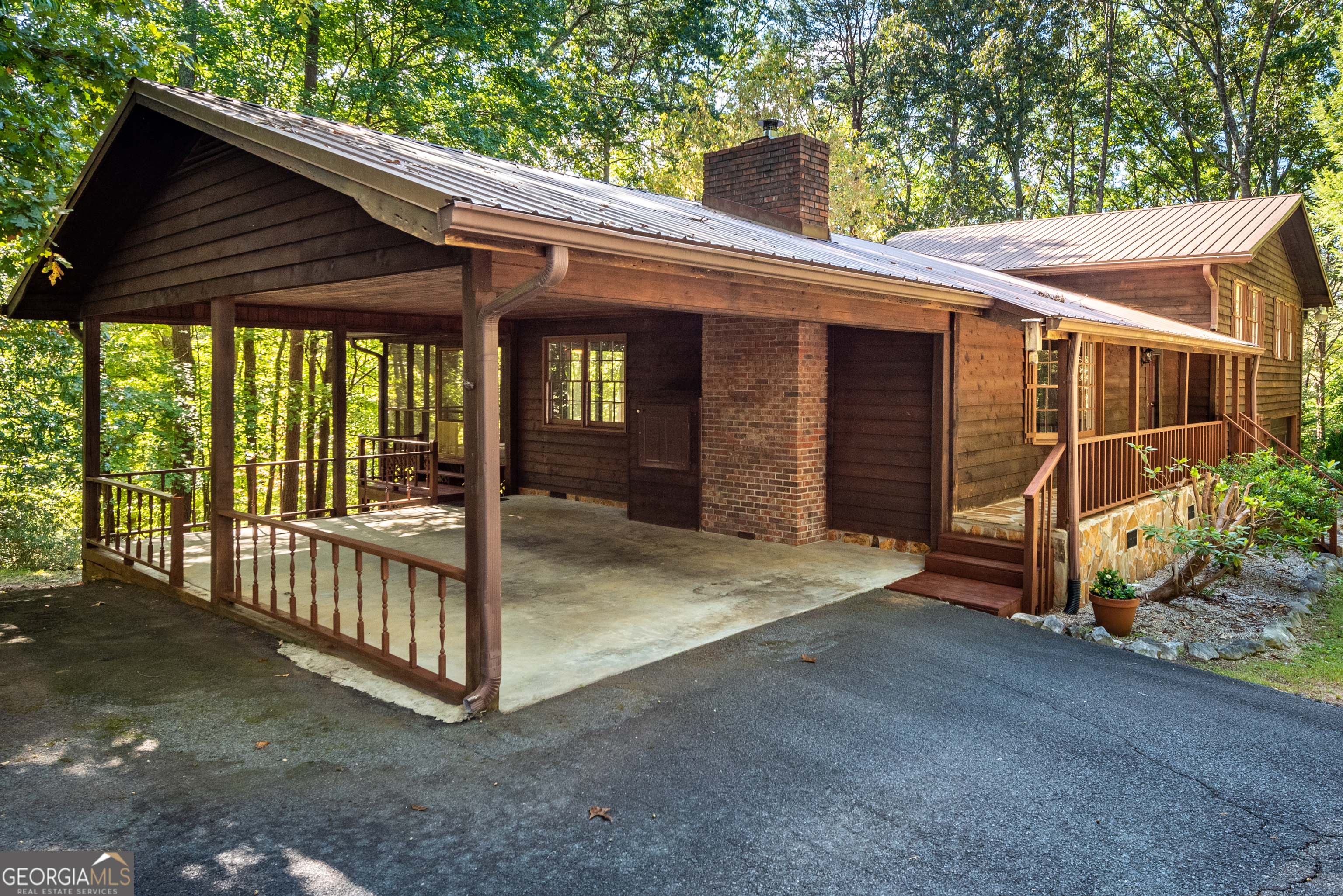 268 Dogwood DR