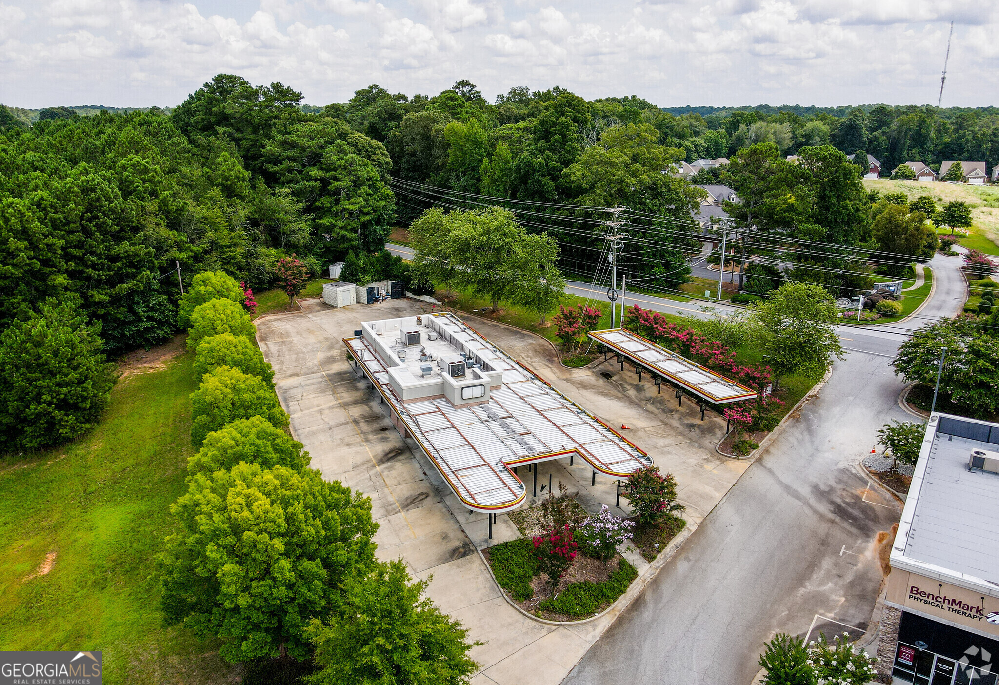 64 Carriage Oaks DR