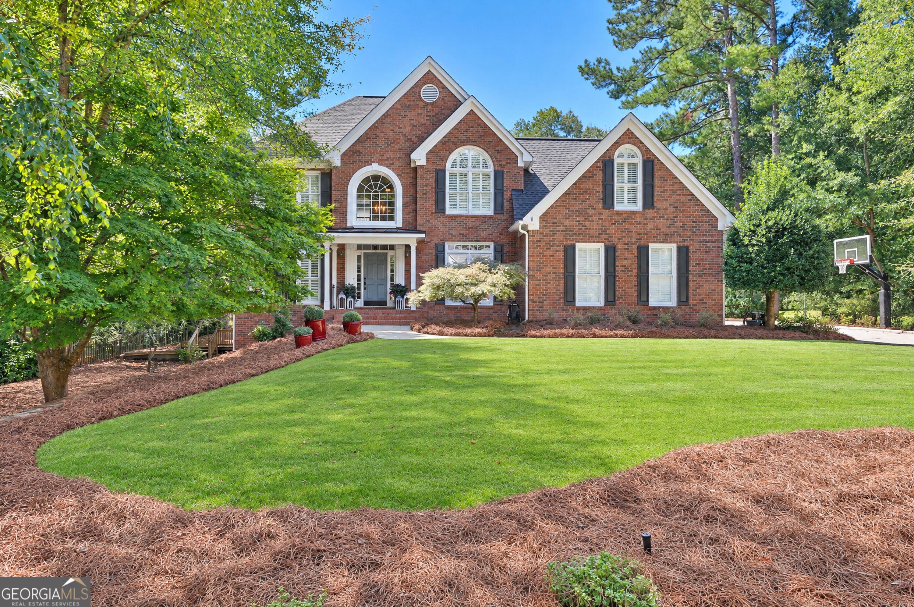 325 Stonehaven DR