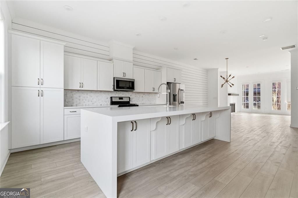 863 Tisdale TRL NE