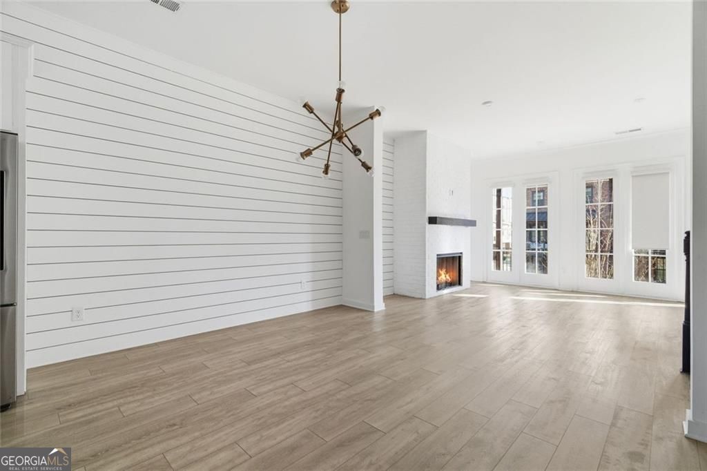 863 Tisdale TRL NE