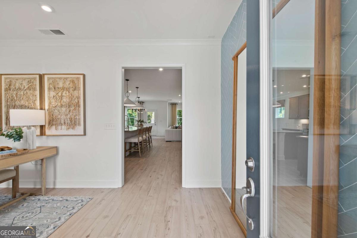 728 Mirror Lake Parkway PKWY