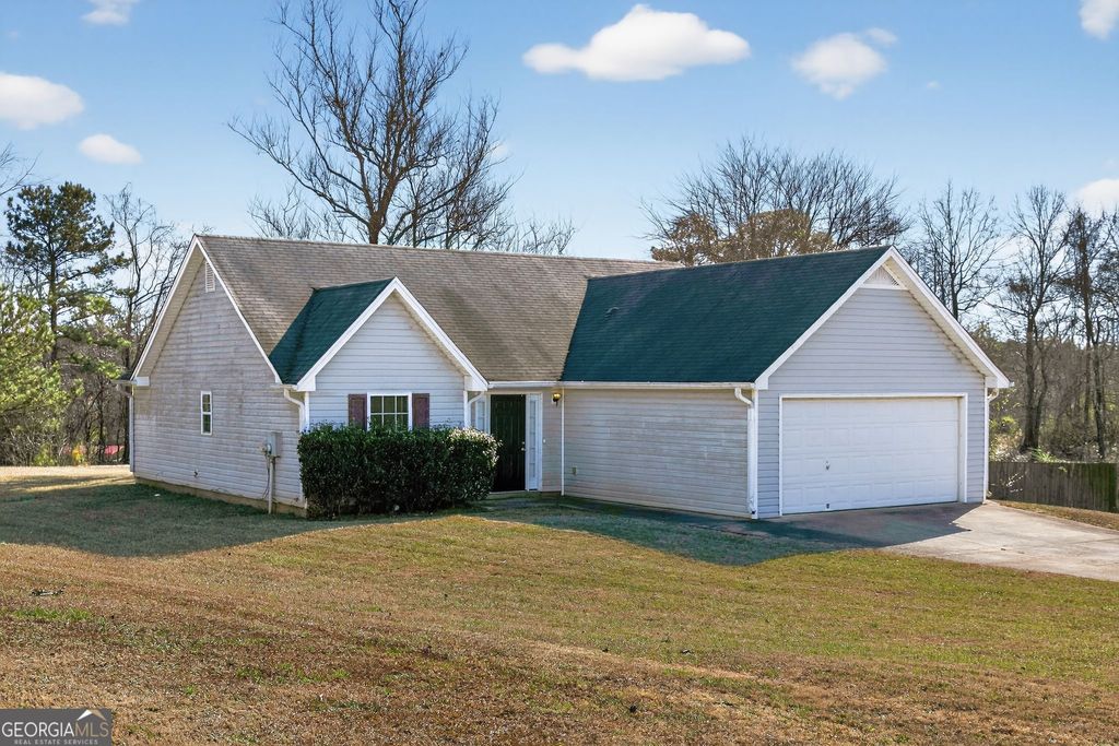 Photo of 320 Twin Oaks Lane, Dallas, GA 30157 (MLS # 10672174)