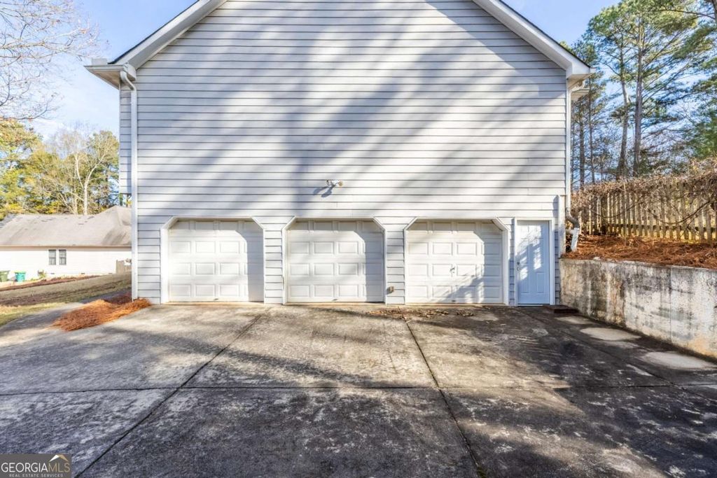 Photo of 805 Springharbor Court, Woodstock, GA 30188 (MLS # 10660511)