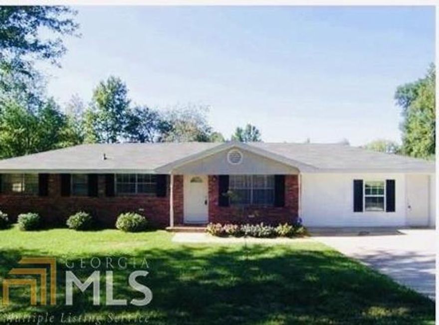 Newly updated Ranch style home.  This 4 sided brick home offers Fresh Paint, new floors and has updated open kitchen. 3/4 bedrooms and 1.5 bathrooms. The 4th bedroom could be used as a game room, Office, Den, or bedroom. This home offers a fenced in back yard with a out building for storage. Close to shopping and quick interstate access!