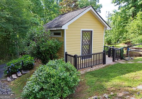 A home in Hayesville