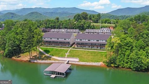 A home in Hiawassee