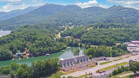 A home in Hiawassee